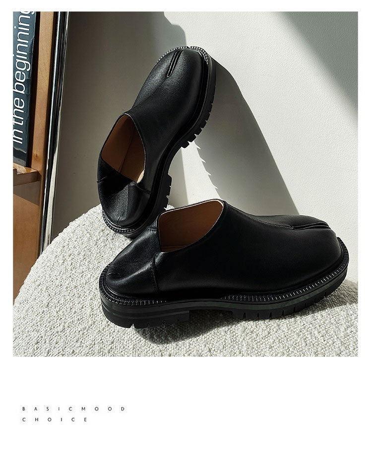 Tabi shoes for men and women classic leather split toe shoes casual one foot shoes Unisex flat shoes Comfortable design