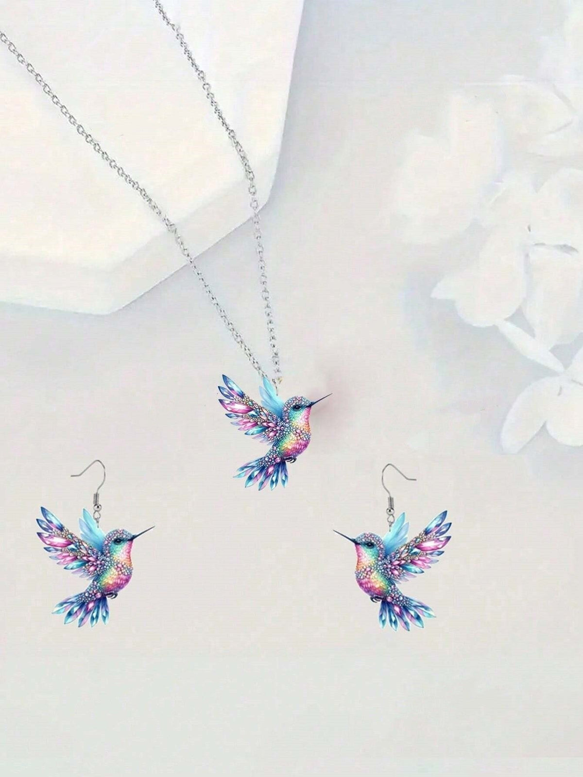 1 set of elegant and stylish acrylic colorful honey-sucking bird necklace earrings set with multi-color wing design, suitable fo