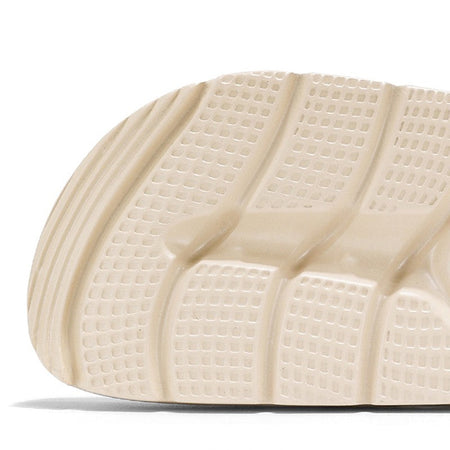 Bebealy Summer Breathable Soft-soled Beach Shoes Women Outdoor Double Buckle Embellished Sandals Non-slip Thick Sole Slippers