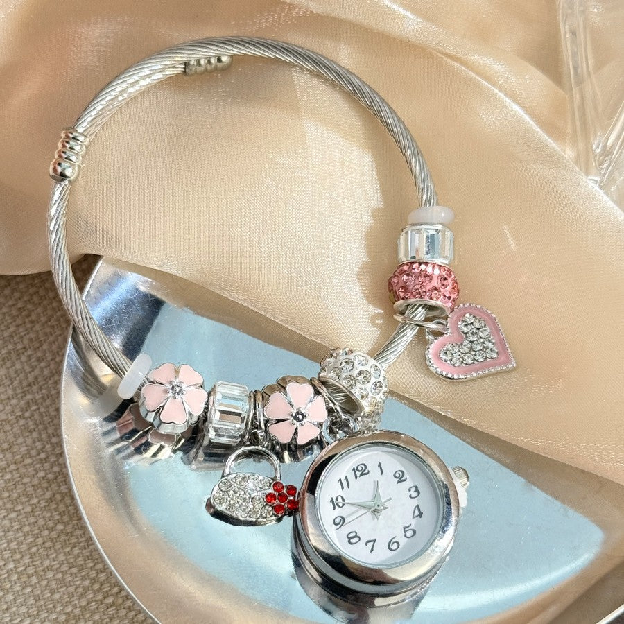 Cross-border Gold Bracelet Watch Adjustable opening Alloy bracelet Quartz Watch Beaded Small flower bracelet Watch