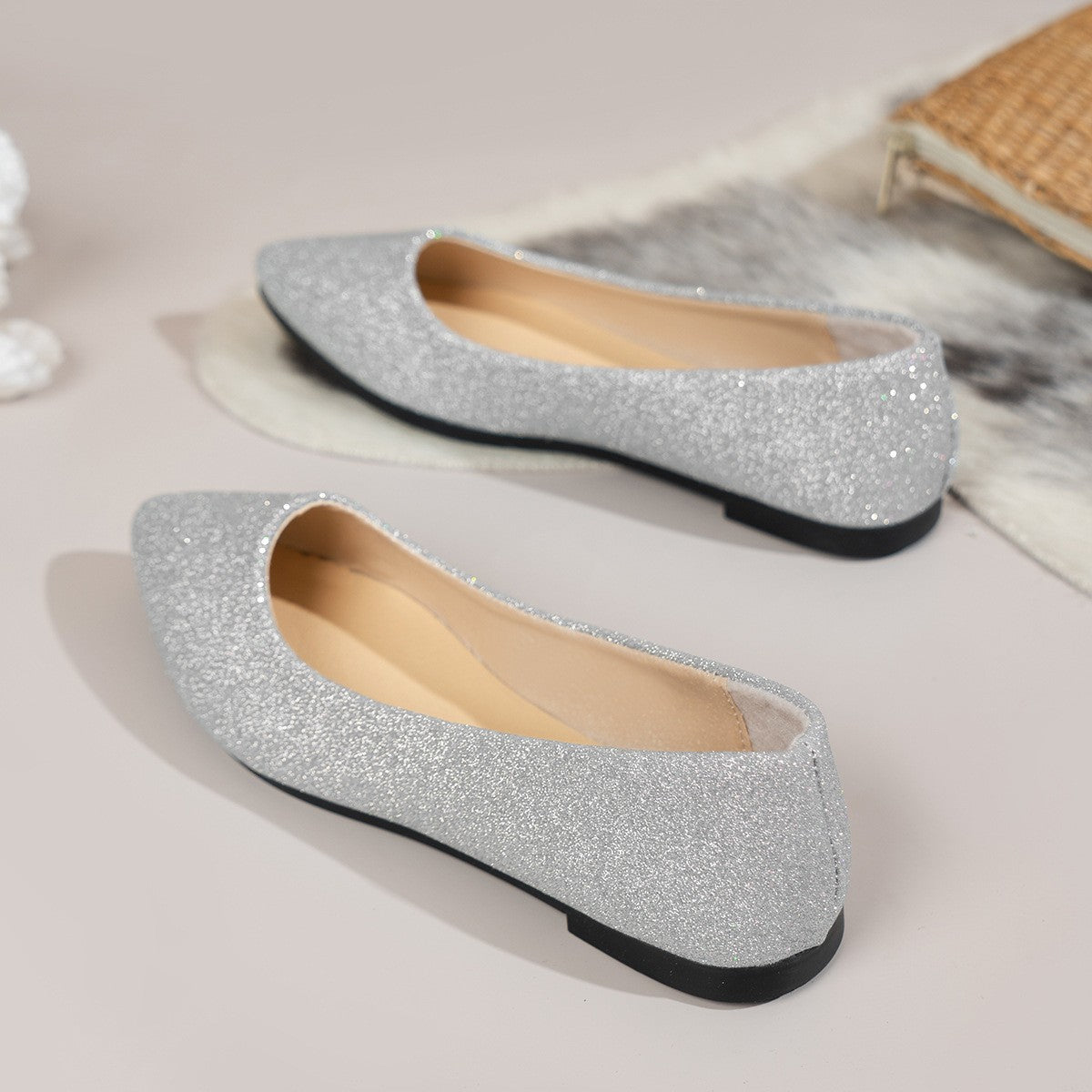 2024 Fashion Slip on Loafers Breathable Summer Ballet Shallow Flats Women Soft Bottom Pointed Toe Boat Shoes Plus Size 43