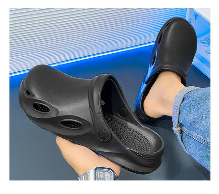 Men Outdoor Sandals Beach Comfortable Clogs Soft Slides Men Casual Shoes Garden Shoes  Lazy Shoes Are Lightweight and Versatile