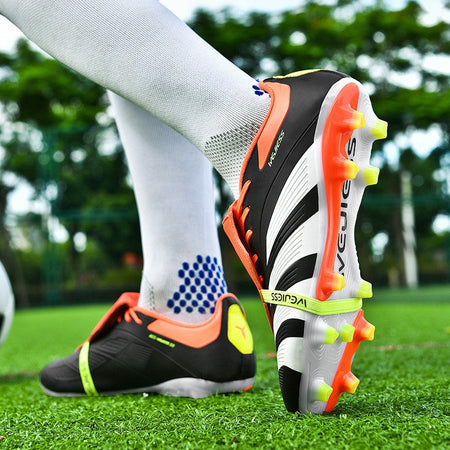 Men Football Shoes Society Cleats Indoor Football Field Boots Professional TF/FG Fast Training Soccer Shoes Non Slip Sneaker