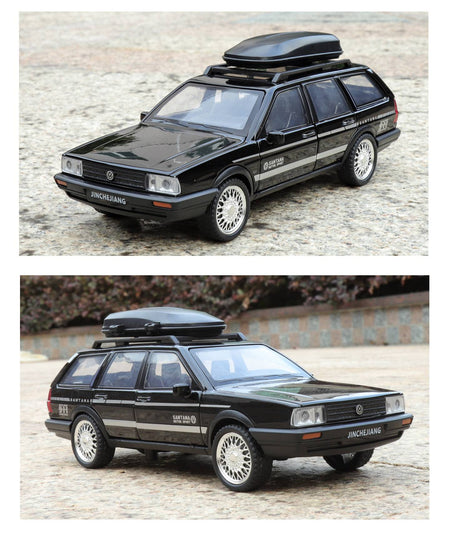 1:32 Scale VolksWagenwerk Santana Wagon Alloy Diecast Model Decorative Trendy Ornaments For Friend Gift Sound And Light Toys