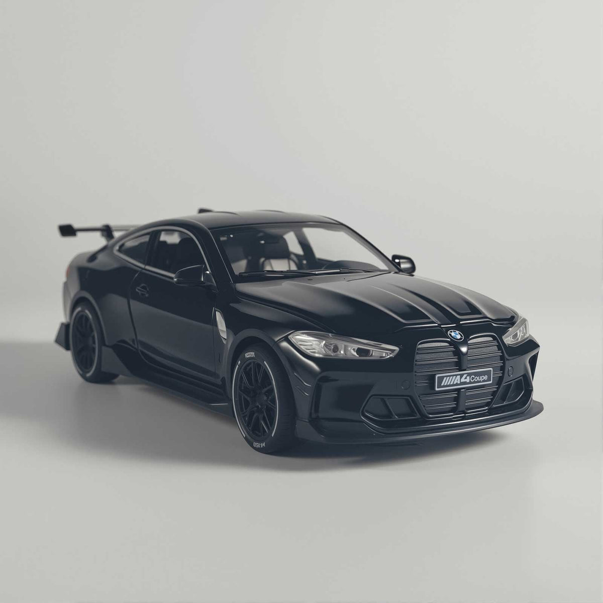 1/32 BMW M4 Coupe Sports Car Alloy Die Casting Model Collection Miniature Desktop Ornaments Miniauto Mini GT Holiday Gift Boy