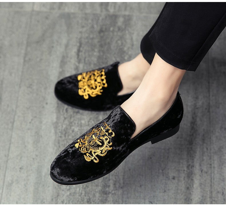 2022 Wedding Dress Shoes Casual Men Loafers New Big Size Lazy Peas shoes Embroidery Moccasins Shoes Suede Leather shoes Zapatos