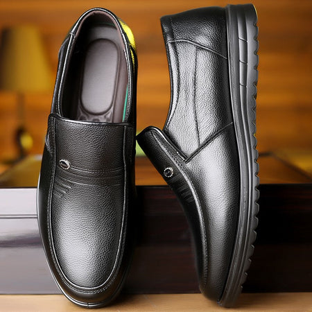 100% cowhide Men's Leather shoes New large size Fashion  riding boots Men's shoes Casual sports shoes Low heels Motorcycle boots
