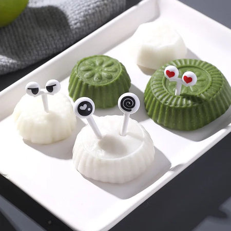 10/30/50Pcs Mini Skewers Cute Cartoon Eyes Kawai Lunch Bento Box Food Fruit Picks Fork Sticks Buffet Sandwich Toppers Decor fork
