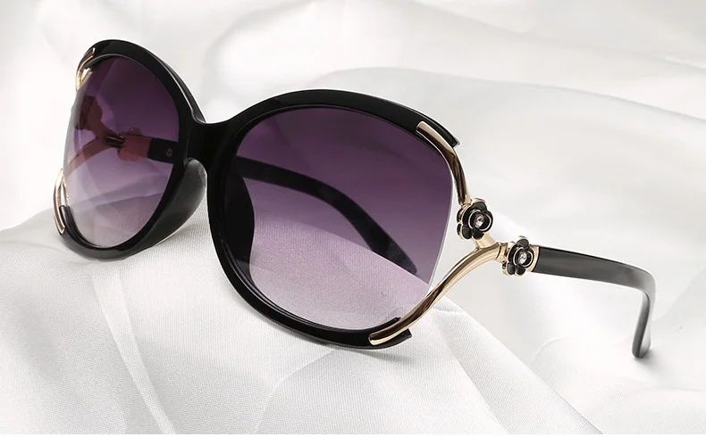 New Classic Vintage Driving Sunglasses for Women Luxurious Fashionable Camellia Hollow-out Women’s Sun Glasses UV400 Protection