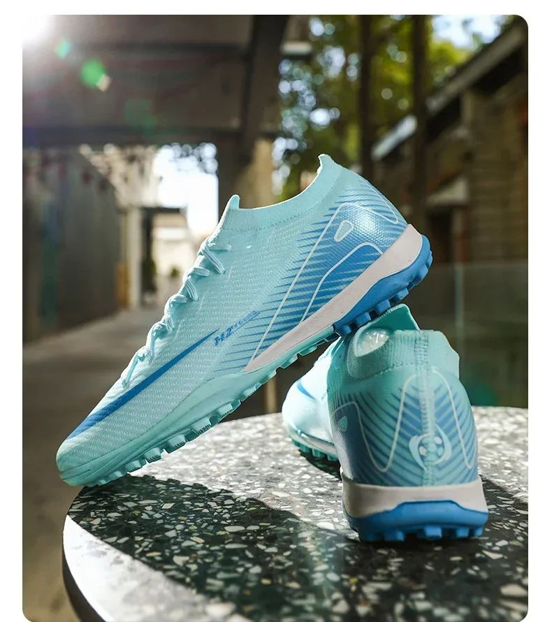 New Men Football Boots Match Ultralight Grass Cleats Soccer Shoes Sneakers Indoor Breathable Long Spikes Training Drop Shipping