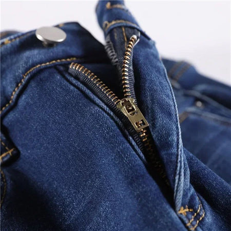 Winter Lady Thermal Plush Jeans Snow Warm Stretch Jeans Hot Sale High Waist Fleece Pants Female Straight Leg Denim Trousers