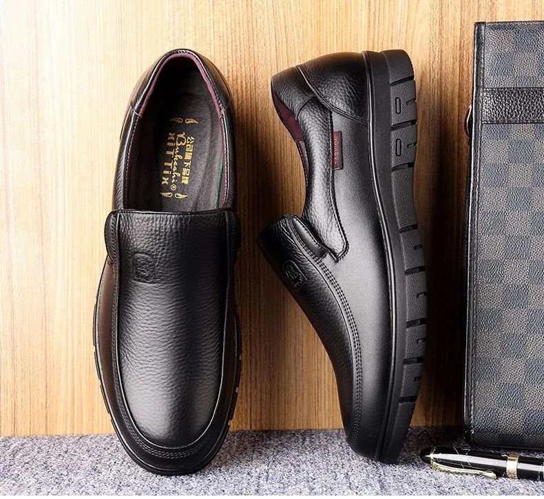 Men Genuine Leather Businenss Loafers Handmade Shoes Non-slip Man Flat Driving Walking Man Soft Luxury Dad Dress Office Shoes