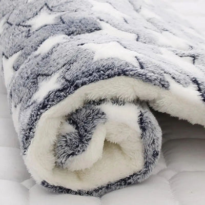 Pet Sleeping Mat Warm Dog Bed Soft Fleece Pet Blanket Cat Litter Puppy Sleep Mat Lovely Mattress Cushion for Small Large Dogs