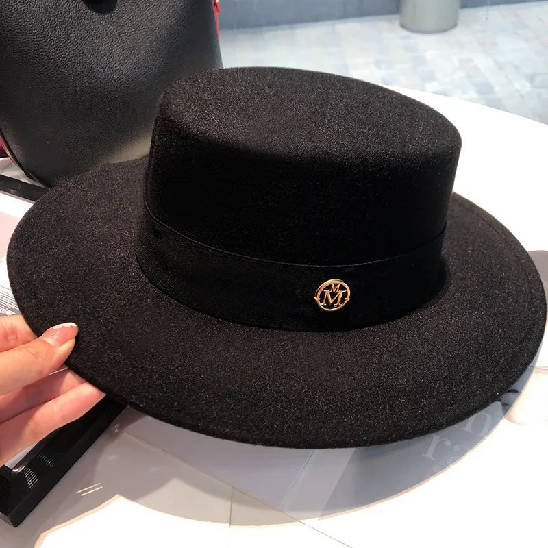 spring autumn fashion beach 2025 Women's hat fedoras elegant chapel Men's panama hat fascinator Wedding picture felt Bowler new
