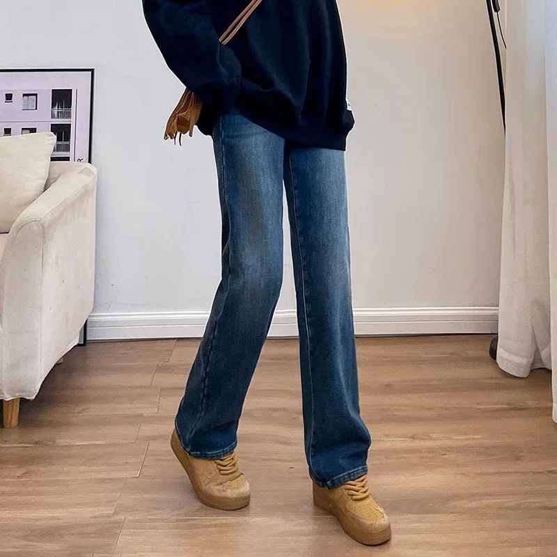 Winter Thickened Women's Mink Velvet Jeans Loose Straight Warm Soft Fleece Fashion Elastic High Waist Female Pants Black Blue
