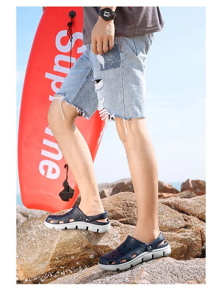 2024 Summer Plus Size Hollow Out Sandals Men's Breathable Slippers Trendy Thick Base Slip-On Beach Shoes Men's Footwear