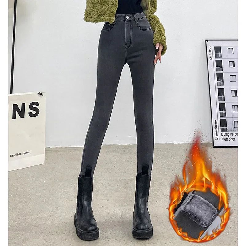 Winter Lady Thermal Plush Jeans Snow Warm Stretch Jeans Hot Sale High Waist Fleece Pants Female Straight Leg Denim Trousers