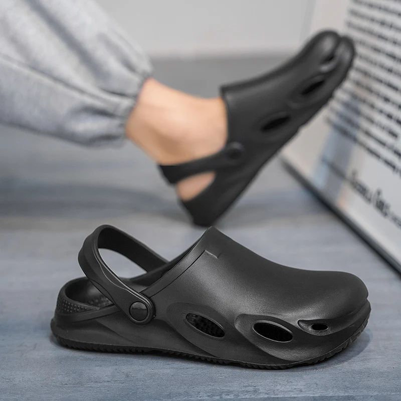 Men Outdoor Sandals Beach Comfortable Clogs Soft Slides Men Casual Shoes Garden Shoes  Lazy Shoes Are Lightweight and Versatile