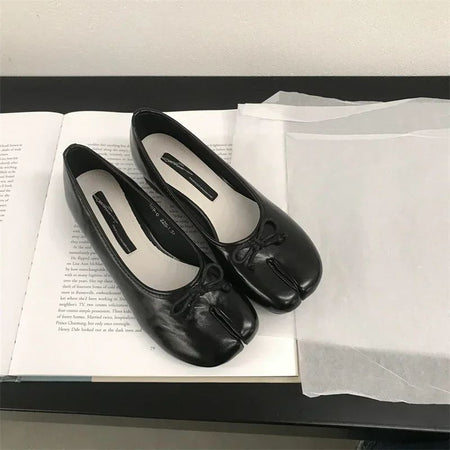 Tabi Shoes Ballet Falts Leather Ballerina Shoes For Women Split Toe Flats Tabi Shoes Slip On Soft Bottom Moccasins with Bowknot