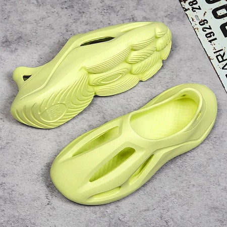 Men's Slippers Summer Soft EVA Beach Hole Shoes Outdoor Women's Slide Non-slip Personalized Hollow Shoes 36-47