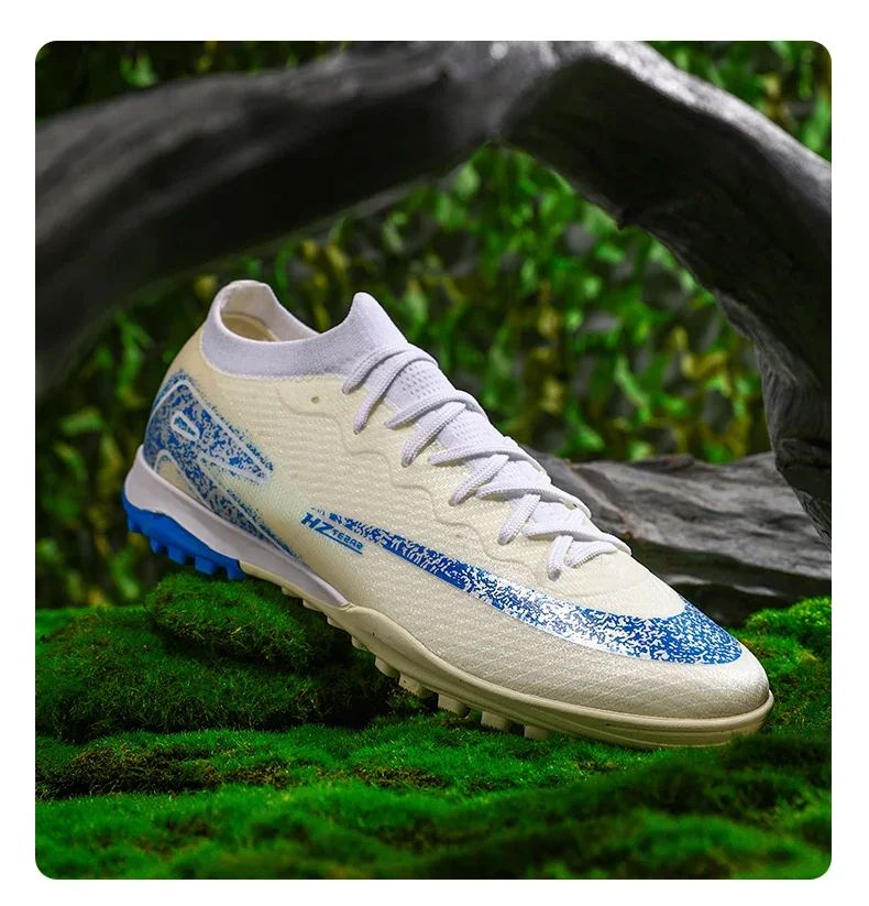 New Men Football Boots Match Ultralight Grass Cleats Soccer Shoes Sneakers Indoor Breathable Long Spikes Training Drop Shipping