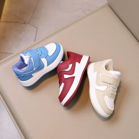 Children's Sports Shoes Low-Top Soft Bottom Color Blocking Board Shoes Boys and Girls Fashionable Hundred Non-slip Casual Shoes