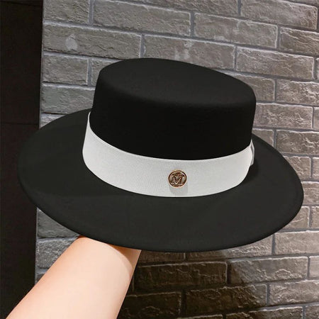 spring autumn fashion beach 2025 Women's hat fedoras elegant chapel Men's panama hat fascinator Wedding picture felt Bowler new