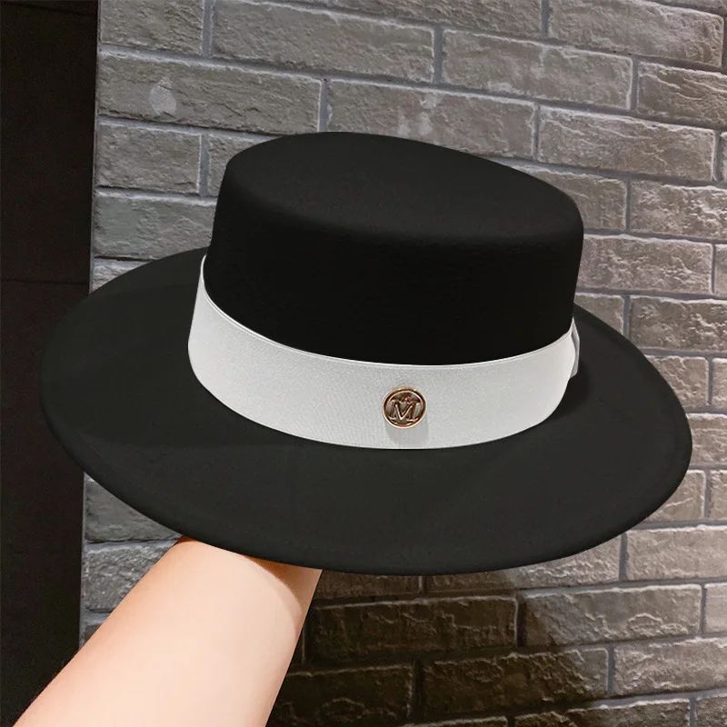 spring autumn fashion beach 2025 Women's hat fedoras elegant chapel Men's panama hat fascinator Wedding picture felt Bowler new