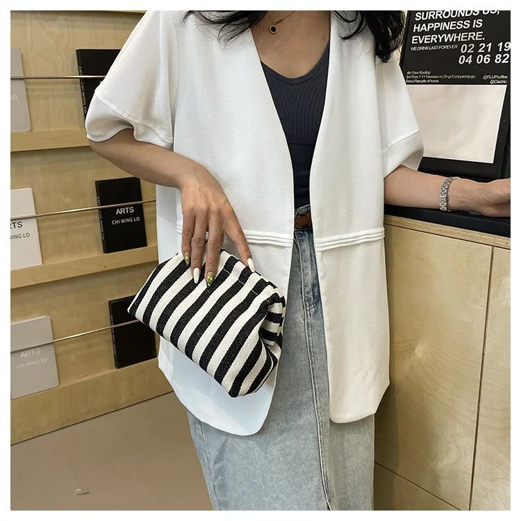 Casual Colorblock Bag Ladies Ruched Cloud Purse Summer Woven Crochet Purses for Women Beach Clutch Handbags 2025 Dumpling Hobo
