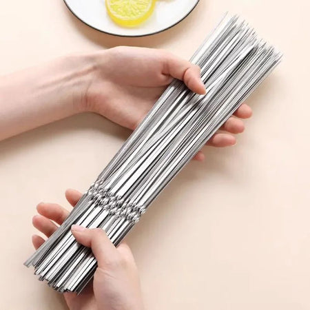 30PCS Flat metal barbecue skewers long hook stainless steel wide sharp reusable barbecue skewers set suitable for meat, shrimp