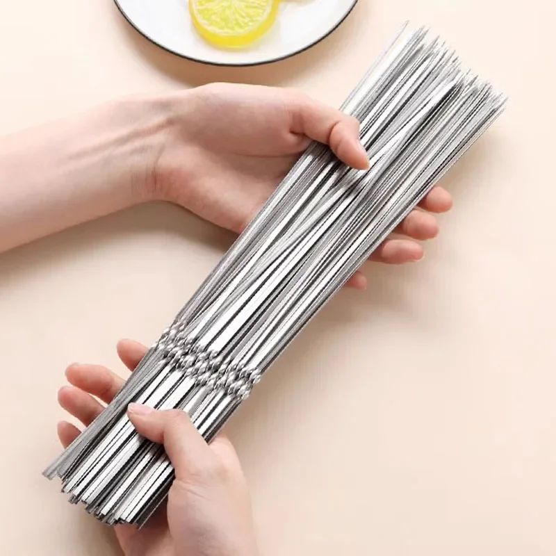 30PCS Flat metal barbecue skewers long hook stainless steel wide sharp reusable barbecue skewers set suitable for meat, shrimp