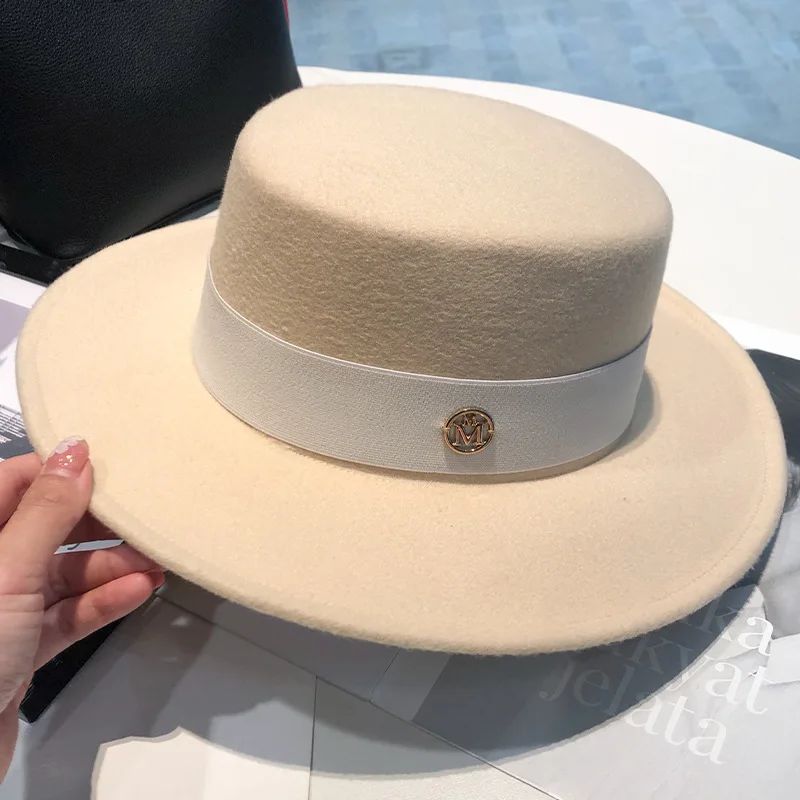 spring autumn fashion beach 2025 Women's hat fedoras elegant chapel Men's panama hat fascinator Wedding picture felt Bowler new