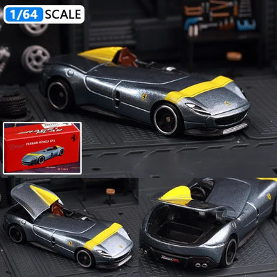 Bburago 1:64 Porsche 911 Gt2 Lamborghini Ferrari SP3 812 1959 Cadillac Miniature Alloy Diecast Car Model Collection Toy Gifts