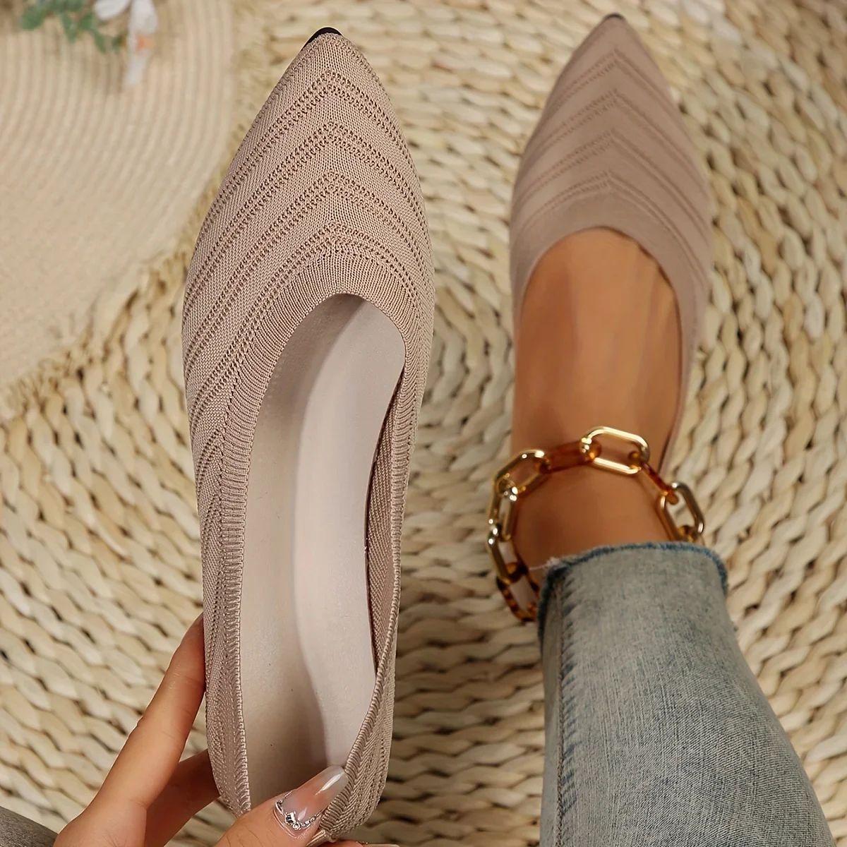 Women Pointed Toe Flat Shoes 2025 New Solid Color Knitted Slip on Shoes Casual Breathable Ballet Flats Women Flat Loafers Shoes