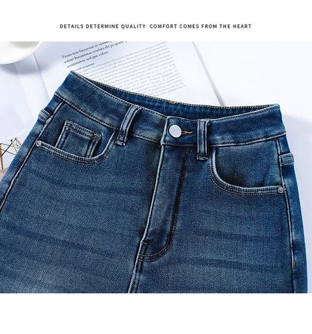 Winter Thickened Women's Mink Velvet Jeans Loose Straight Warm Soft Fleece Fashion Elastic High Waist Female Pants Black Blue