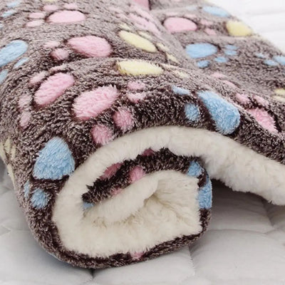 Pet Sleeping Mat Warm Dog Bed Soft Fleece Pet Blanket Cat Litter Puppy Sleep Mat Lovely Mattress Cushion for Small Large Dogs