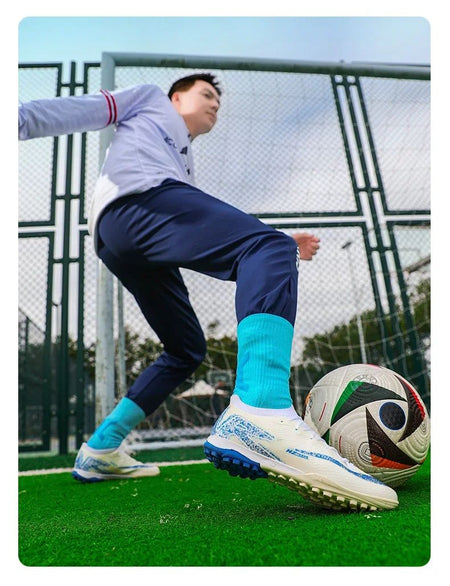 New Men Football Boots Match Ultralight Grass Cleats Soccer Shoes Sneakers Indoor Breathable Long Spikes Training Drop Shipping