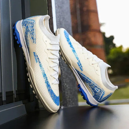 New Men Football Boots Match Ultralight Grass Cleats Soccer Shoes Sneakers Indoor Breathable Long Spikes Training Drop Shipping