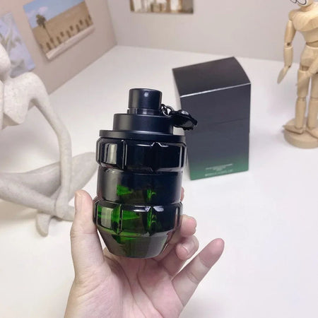 90ml Bold Men’s Passion Bomm-Perfume 90ml Spicy Woody Fragrance Spray with Green Black Variants for Long-Lasting Masculine Gifts