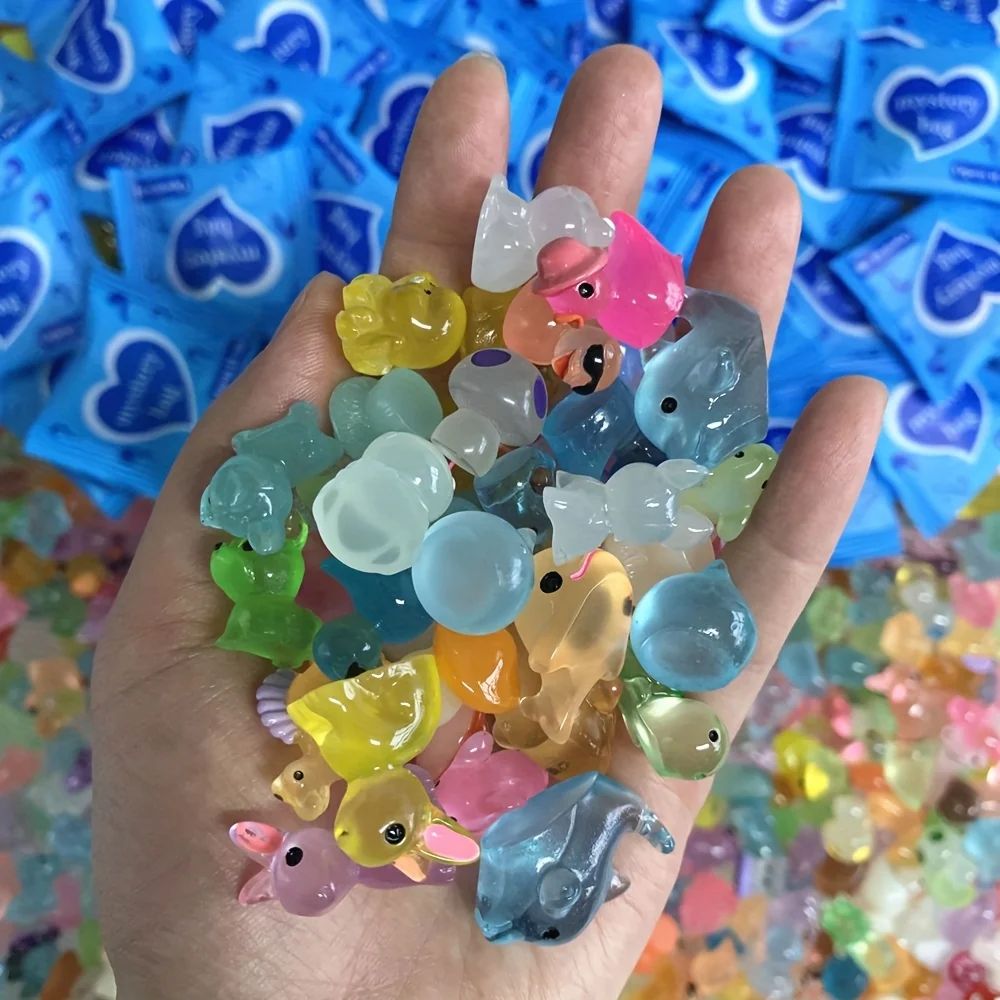 Glow in the Dark Mini Resin Animals & Mushroom Blind Bags Fairy Garden Decor, Micro Landscape, Birthday Gift Surprise wholesale