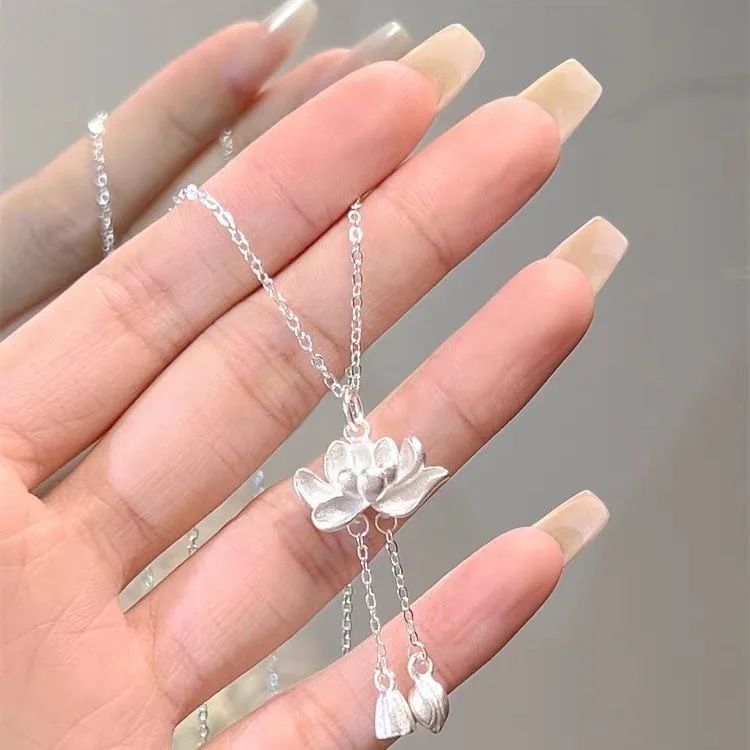 Lotus Tassel Necklace Women's New Popular Good Luck Lotus Pendant Chinese Style Elegant Flower Necklaces Jewelry Accessories