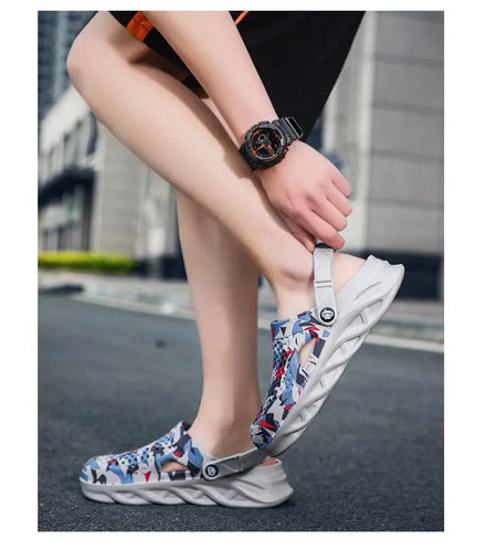 Flat Sandals Men Shoes EVA Slippers Garden Platform Sandals Man Summer Sandals New Male Sneakers Outdoor Home Clogs