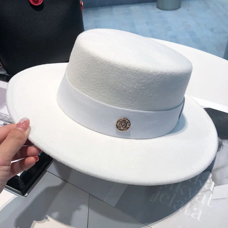 spring autumn fashion beach 2025 Women's hat fedoras elegant chapel Men's panama hat fascinator Wedding picture felt Bowler new