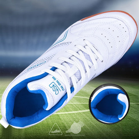 Men Professional Soccer Cleats Anti-Slippery Futsal Training Cleats Wear Resistant Ultralight  Outdoor Indoor Unisex Sneakers