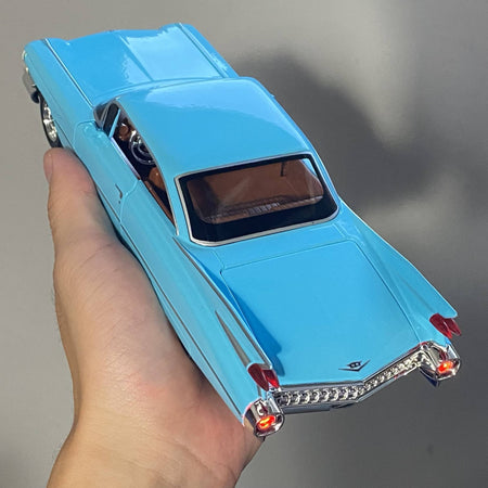 1:24 Cadillac Eldorado Biarritz 1959 Series 62 Alloy Diecast Model Miniature Voiture Home Decor Christmas Gifts For Childrens