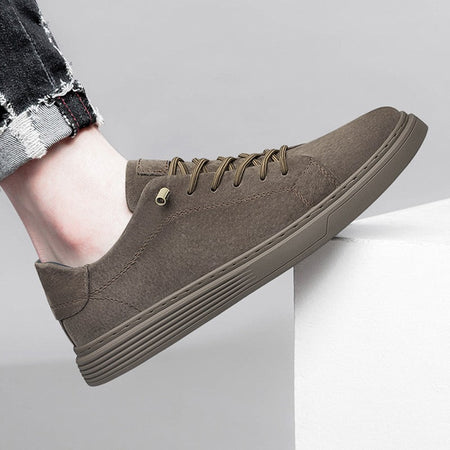 New Men's Suede Fashionable Lace-Up Casual Shoe Breathable And Comfortable Walking Shoe Anti -Slip And Wear-Resistant Flat Shoes