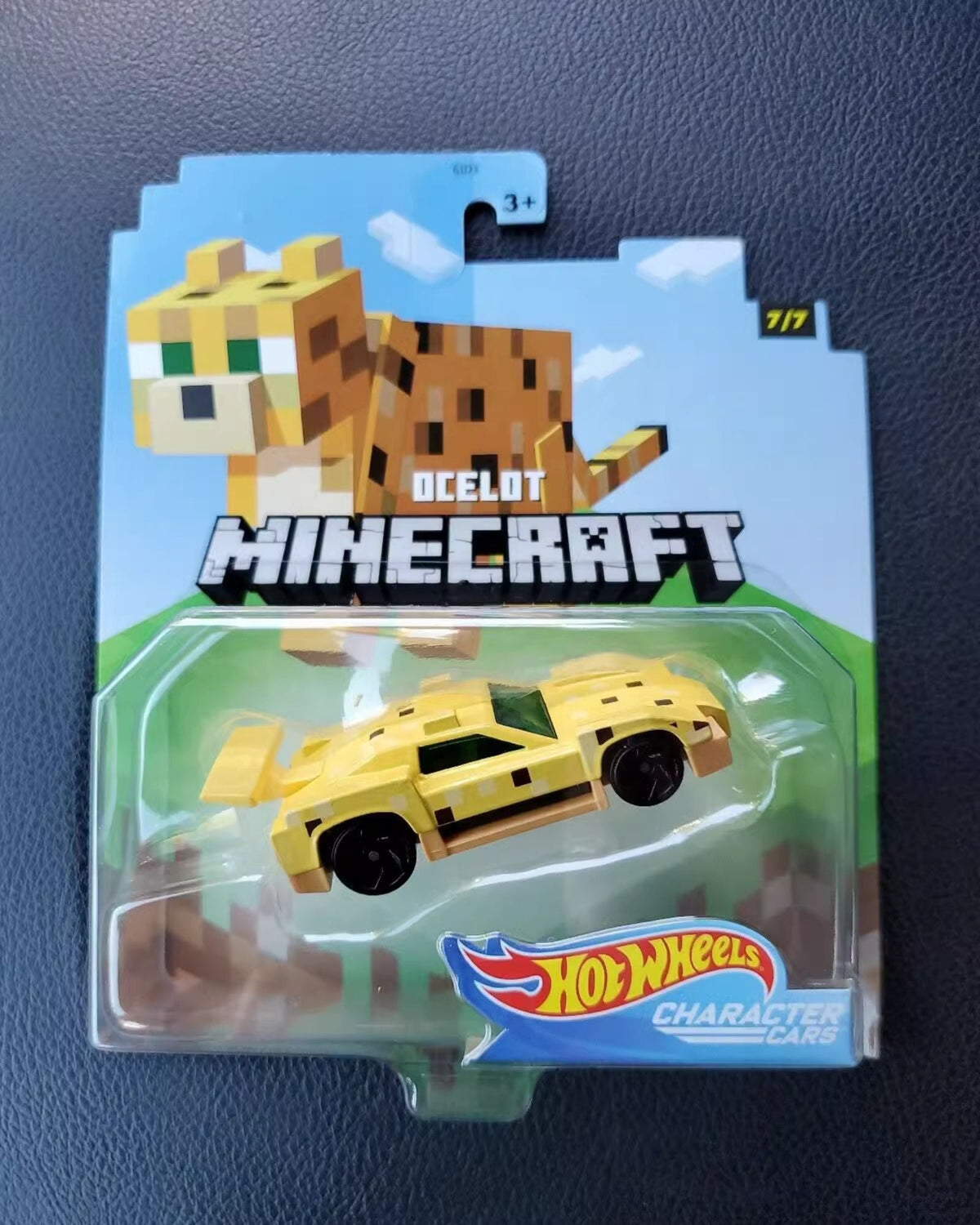 Genuine Hot Wheels Minecraft Series Model Toy Car Desktop Ornament Collectibles Holiday Gifts In Stock