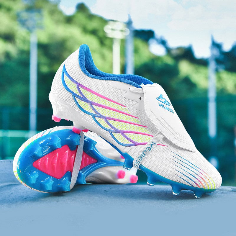Football Cleats Men Ultralight Grass Soccer Shoes Men's Futsal Shoes Professional FG Football Shoes Men Training Match Sneakers