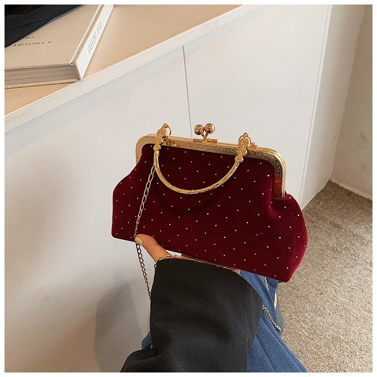 Luxury Design Women's Evening Clutch Purse Dinner Party Ladies Small Clip Shoulder Bag Handbags Retro Female Chain Crossbody Bag
