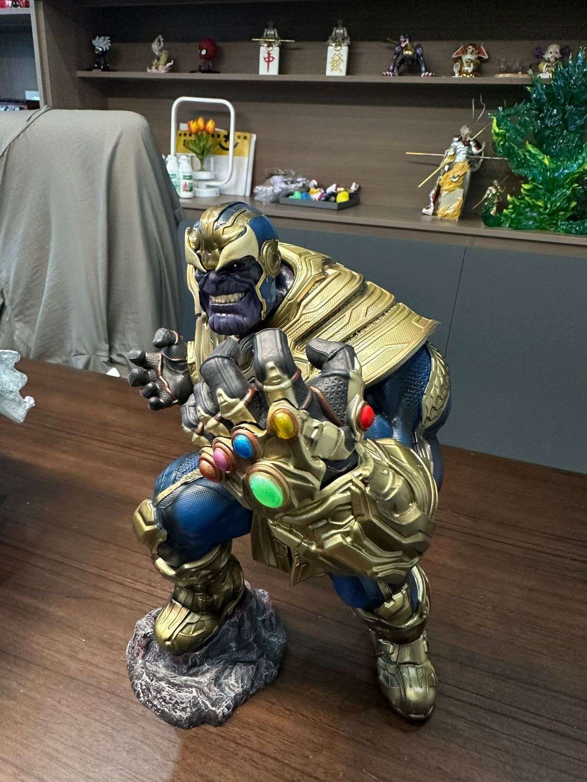 ?New?Original Marvel Animation Series Is About 36cm High. Thanos The Avengers Sigk Hand-Made Statue Ornaments Model Gifts